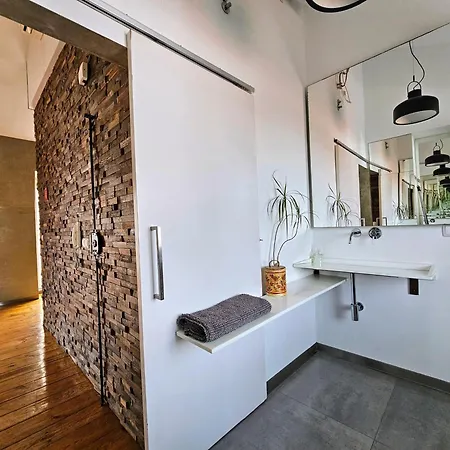 Lägenhet Modern Loft By Village
